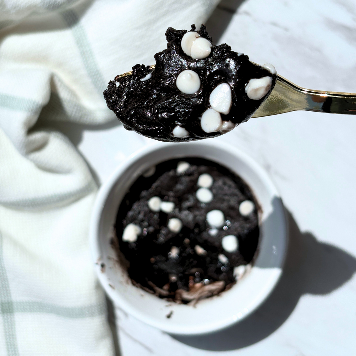 PROTEIN LAVA BROWNIES